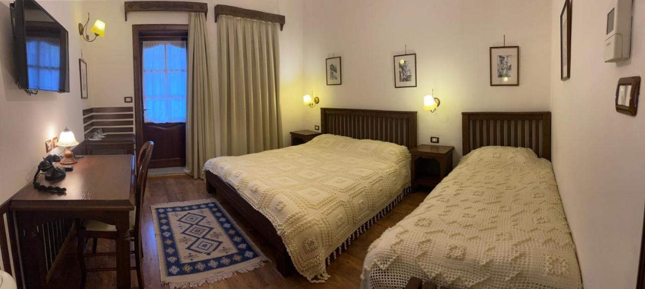 Hotel Mangalemi 베라트 외부 사진