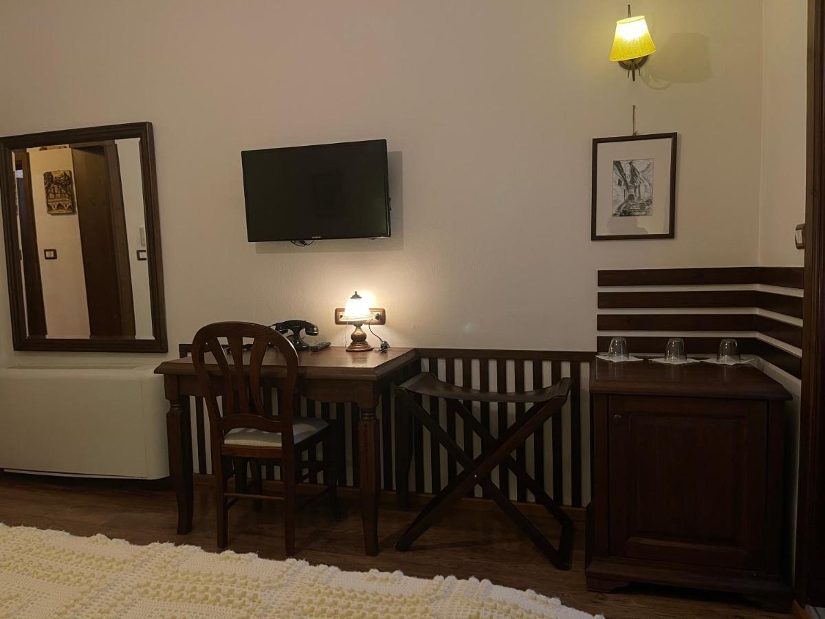 Hotel Mangalemi 베라트 외부 사진