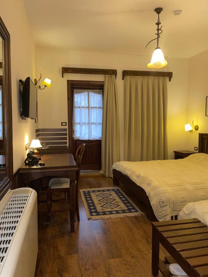 Hotel Mangalemi 베라트 외부 사진