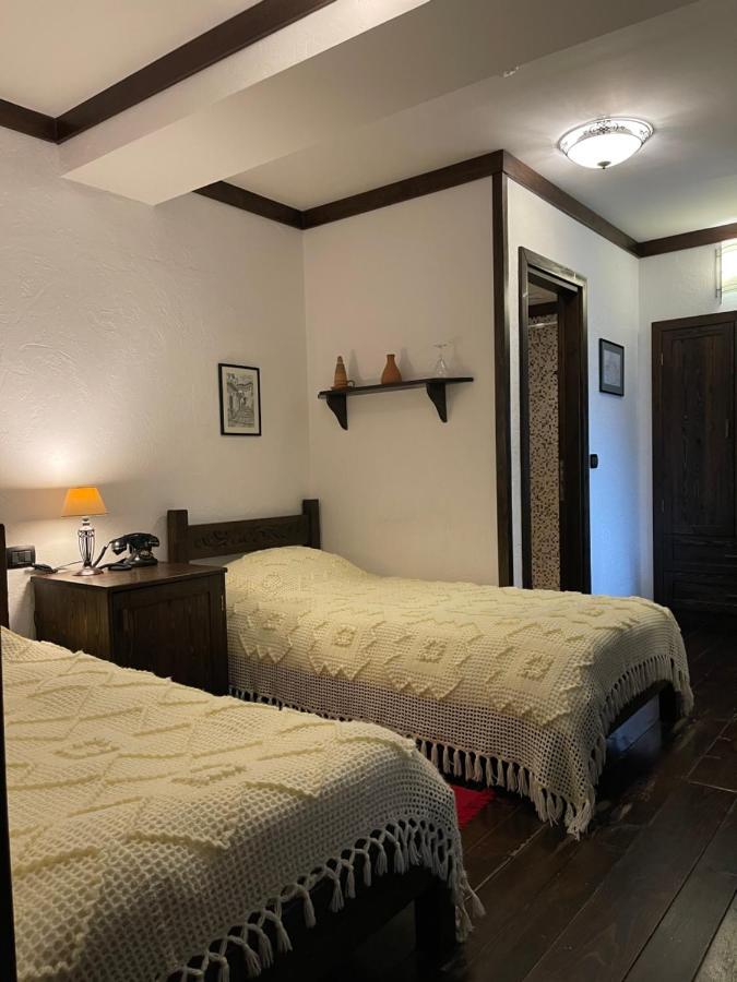 Hotel Mangalemi 베라트 외부 사진