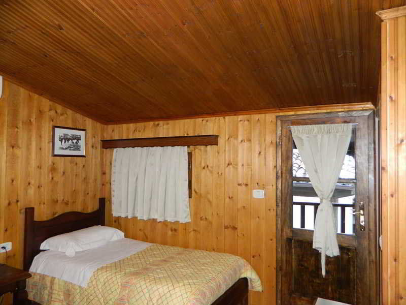 Hotel Mangalemi 베라트 외부 사진